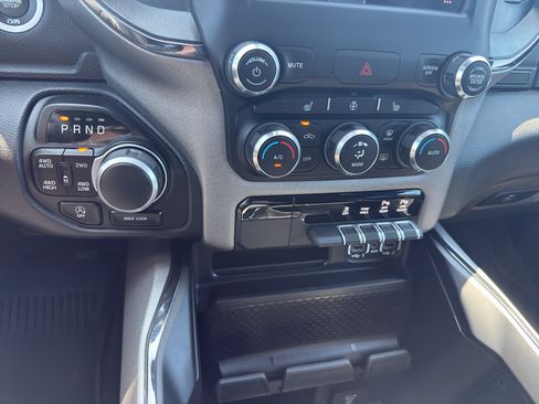 Used 2023 RAM 1500 Big Horn AWD/4WD image 21