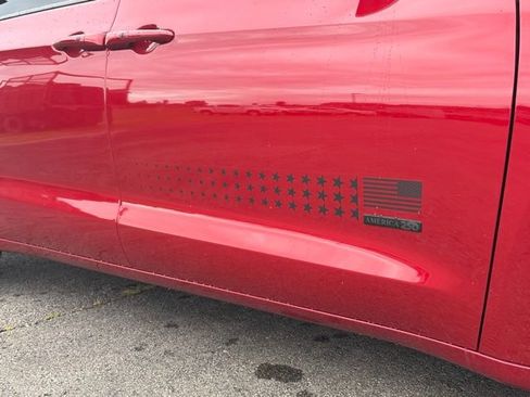 New 2027 Chrysler Pacifica Select AWD/4WD image 5