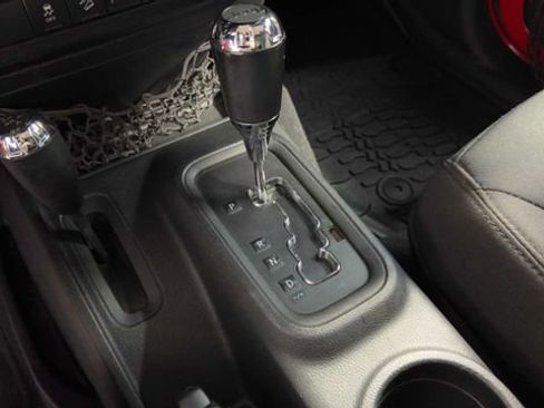 Used 2015 Jeep Wrangler Willys Wheeler image 18