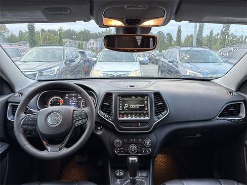 Used 2022 Jeep Cherokee Trailhawk w/ Sound & Nav Group image 19
