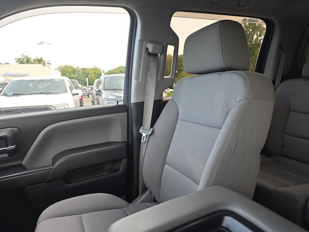 Used 2016 Chevrolet Silverado 2500 W/T w/ WT Convenience Package AWD/4WD image 40