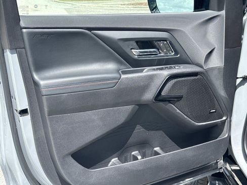 Used 2025 Chevrolet Silverado EV RST image 18