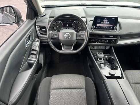 Used 2025 Nissan Rogue SV AWD/4WD image 28