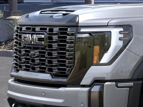 New 2026 GMC Sierra 2500 Denali Ultimate AWD/4WD image 13