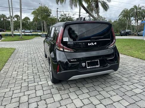 Used 2024 Kia Soul LX w/ Option Group 015 FWD image 34