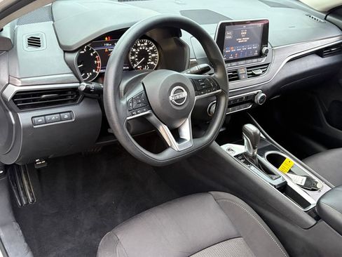 Certified 2024 Nissan Altima 2.5 SV image 15