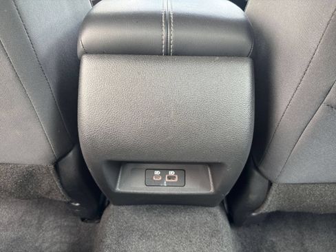 Used 2025 Nissan Altima 2.5 SV FWD image 23