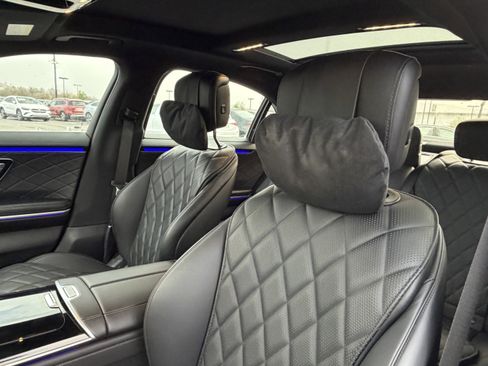 Certified 2025 Mercedes-Benz S 580 4MATIC Sedan image 19