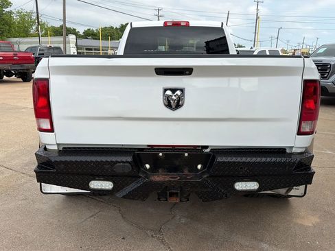 Used 2014 RAM 3500 Tradesman w/ Chrome Appearance Group AWD/4WD image 6