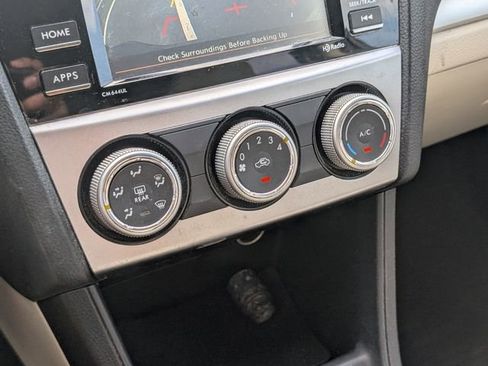 Used 2015 Subaru Crosstrek 2.0i Premium image 25