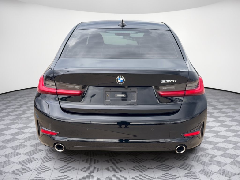 Used 2020 BMW 330i Sedan w/ Premium Package RWD image 11