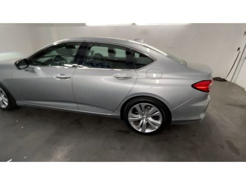 Used 2022 Acura TLX w/ Technology Package image 6