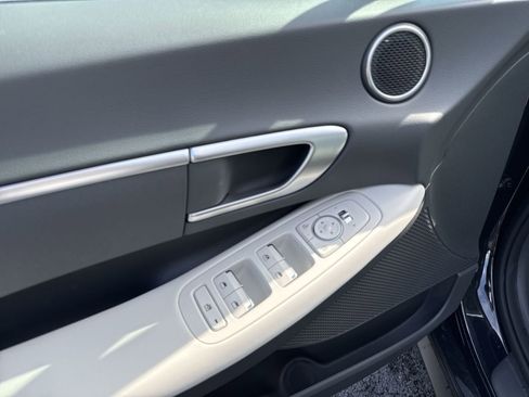 New 2026 Hyundai Sonata SE FWD image 13