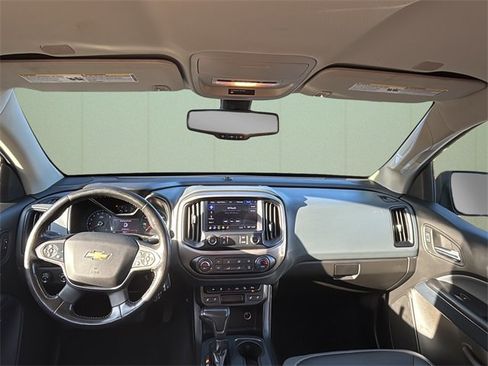 Used 2020 Chevrolet Colorado Z71 image 23