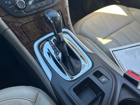 Used 2013 Buick Regal Premium FWD image 15