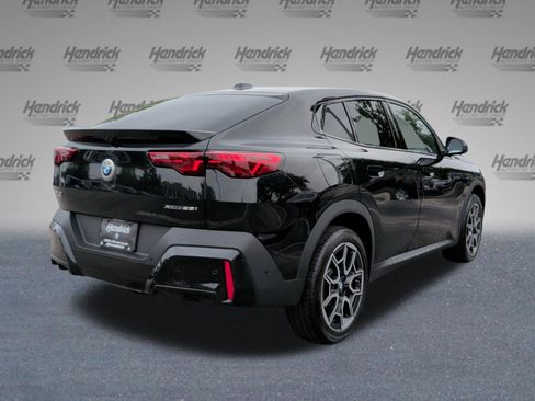 Certified 2026 BMW X2 xDrive28i AWD/4WD image 7