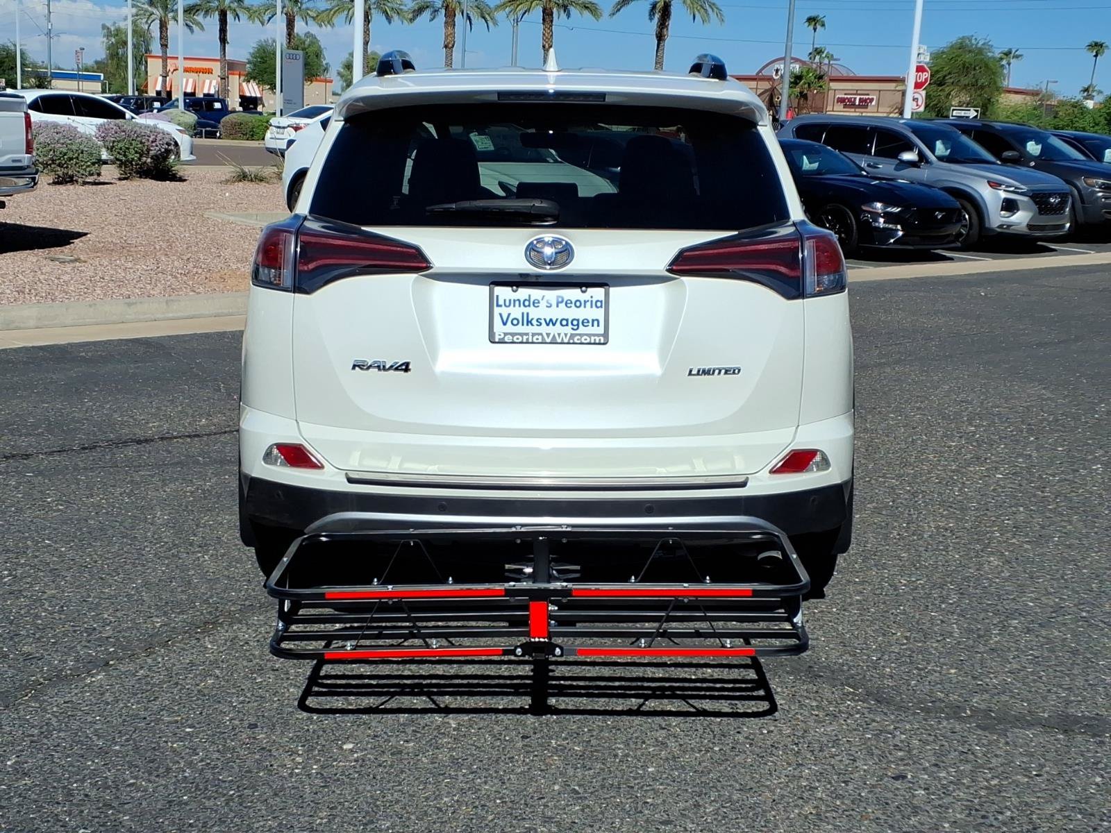 Used 2018 Toyota RAV4 Limited w/ Advanced Technology Package FWD image 5