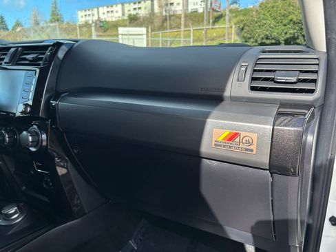 Used 2023 Toyota 4Runner 40th Anniversary SE AWD/4WD image 27