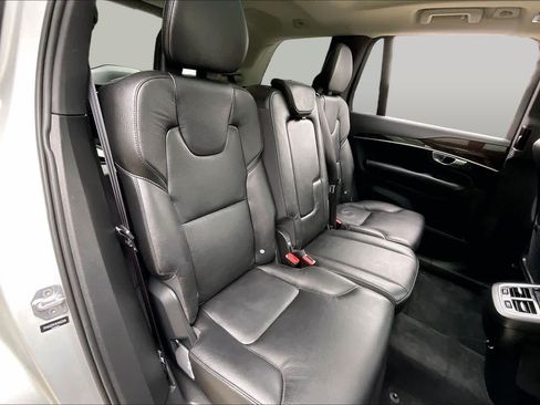 Used 2019 Volvo XC90 T6 Momentum w/ Advanced Package AWD/4WD image 19