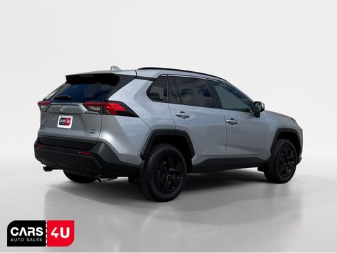 Used 2020 Toyota RAV4 LE w/ All Weather Liner Package AWD/4WD image 7