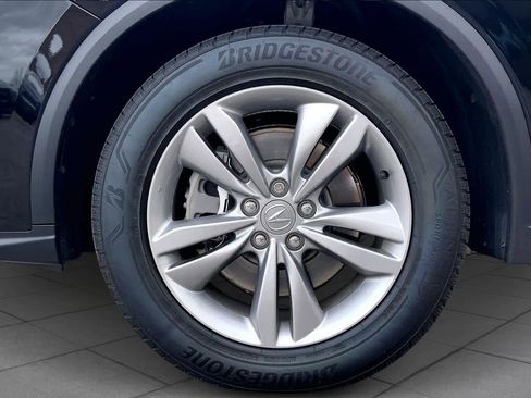 Used 2025 Acura MDX FWD image 11