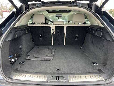 Used 2023 Land Rover Range Rover Velar S image 26