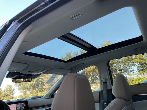 New 2026 Nissan Murano Platinum image 18