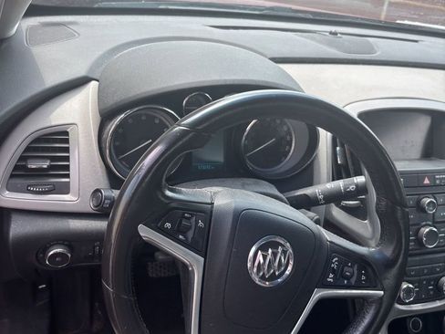 Used 2012 Buick Verano FWD image 4