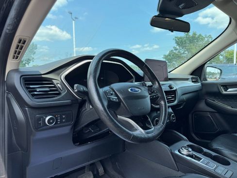 Used 2020 Ford Escape SEL AWD/4WD image 14
