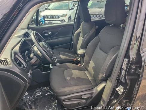 Certified 2020 Jeep Renegade Altitude FWD image 9