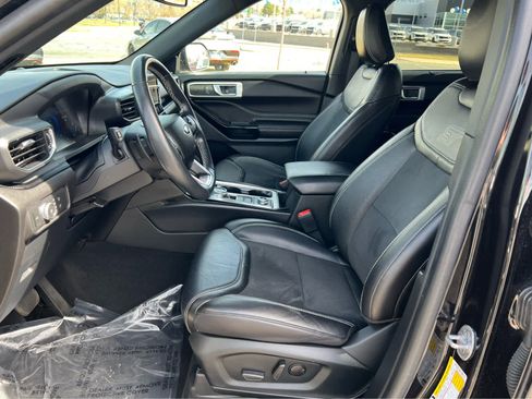 Used 2022 Ford Explorer ST image 27