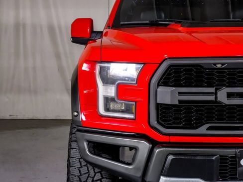 Used 2018 Ford F150 Raptor w/ Equipment Group 802A Luxury image 41