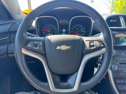 Used 2013 Chevrolet Malibu Eco w/ Power Convenience Package FWD image 10