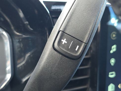 Used 2022 Chevrolet Silverado 1500 LT image 37