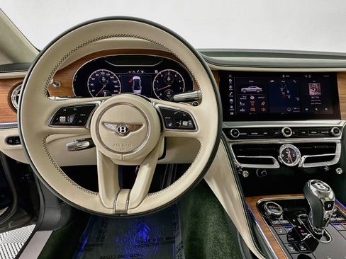 Certified 2024 Bentley Flying Spur Azure AWD/4WD image 13