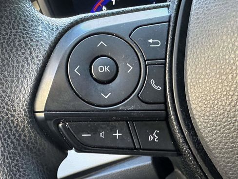 Used 2021 Toyota Corolla LE w/ Carpet Mat Package (TMS) image 26