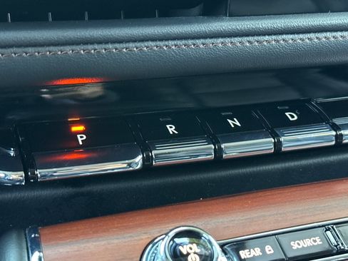 Certified 2023 Lincoln Aviator Grand Touring w/ Equipment Group 301A image 21