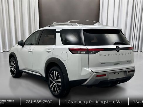 New 2025 Nissan Pathfinder Platinum w/ Cargo Package image 7