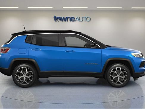 Used 2024 Jeep Compass Limited AWD/4WD image 11