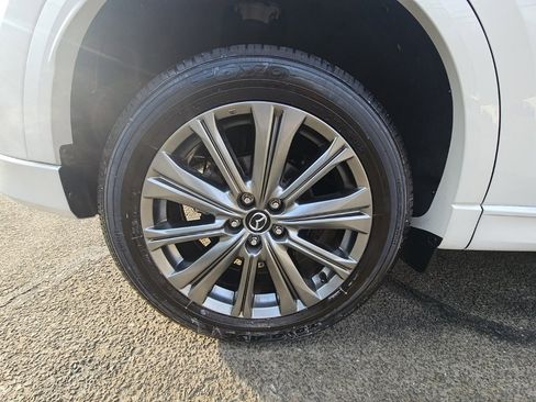 Certified 2025 MAZDA CX-5 Signature image 16