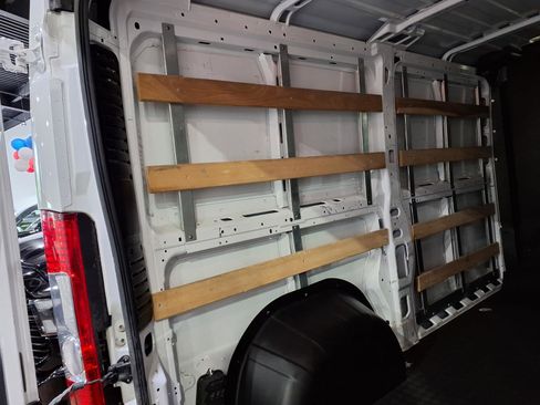 Used 2025 RAM ProMaster 2500 w/ U-Haul Equipment Group FWD image 8
