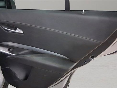 Used 2022 Cadillac XT4 Premium Luxury w/ Safety Alert Package image 17