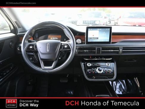 Used 2021 Lincoln Corsair Reserve w/ Equipment Group 201A image 8