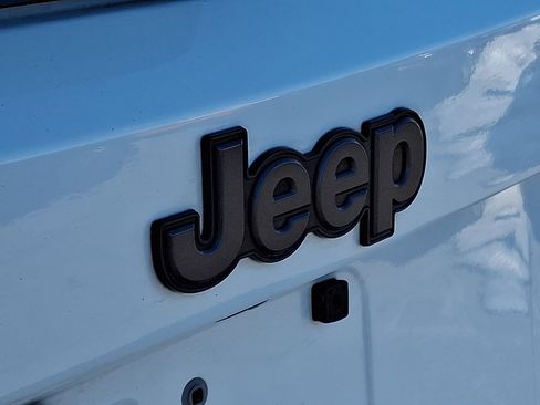 Used 2020 Jeep Renegade Altitude image 29