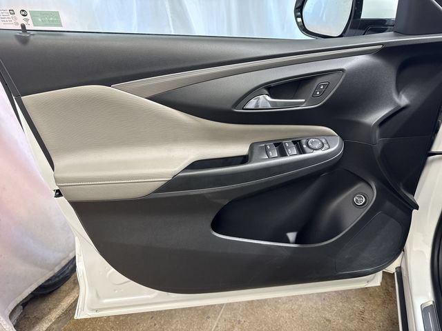 Certified 2025 Buick Envista Sport Touring FWD image 22
