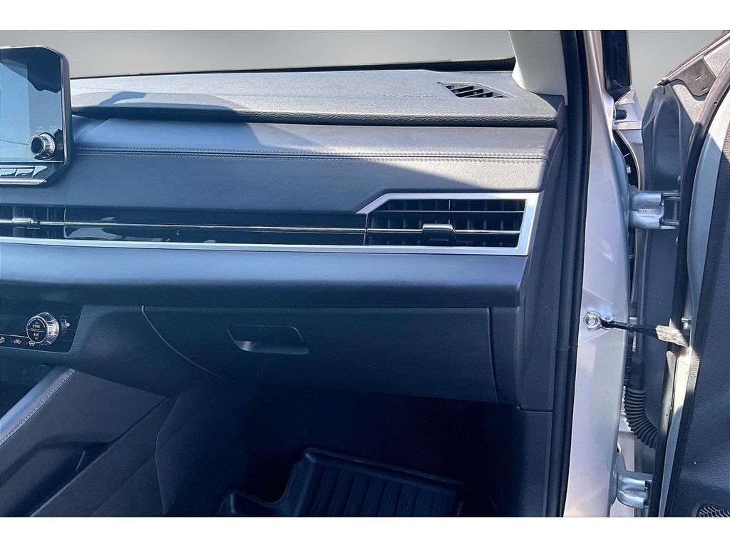 Used 2024 Mitsubishi Outlander SE AWD/4WD image 22