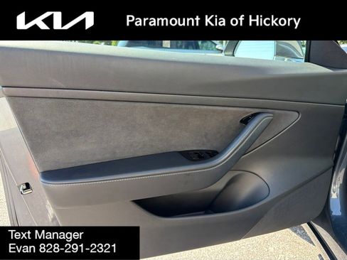 Used 2020 Tesla Model 3 Standard Range RWD image 14