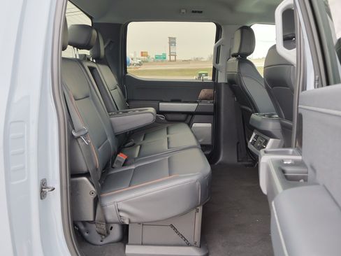 New 2026 Ford F450 Lariat w/ Chrome Package image 34