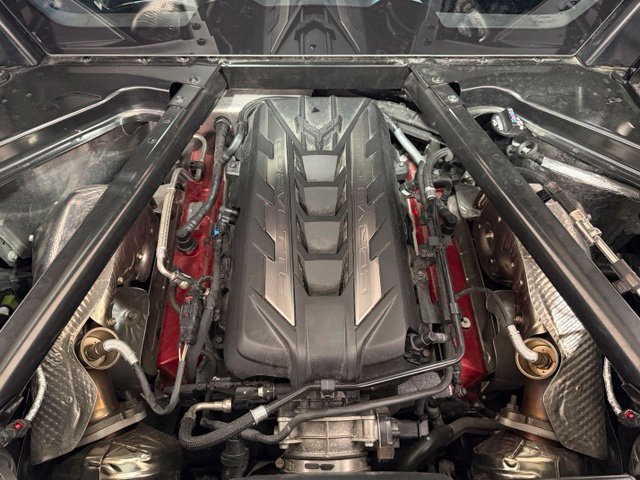 Used 2024 Chevrolet Corvette Stingray Premium Cpe w/ Z51 Performance Package RWD image 34