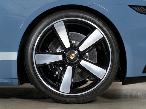 Used 2023 Porsche 911 Sport Classic image 50